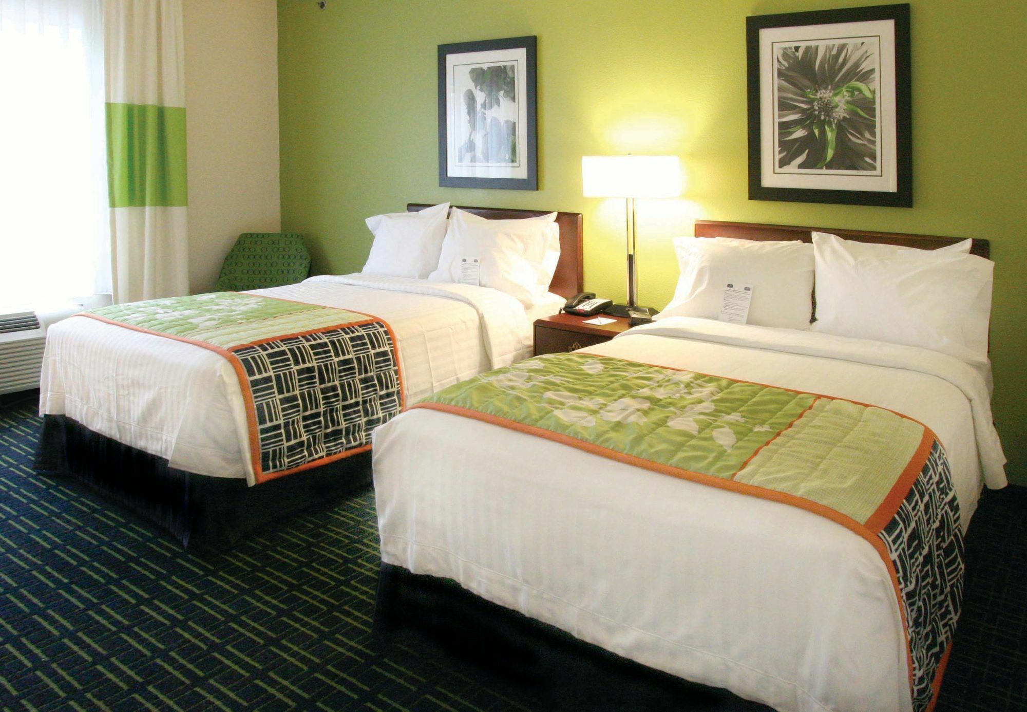 Fairfield Inn & Suites Hilton Head Island 布拉夫顿 客房 照片